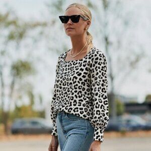 ! NEW ! Ann Taylor Animal Print Long Sleeve Blouse Size XS